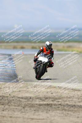 media/May-25-2025-Lets Ride (Sun) [[0ff033e448]]/C Group/1140am (Grapevine)/